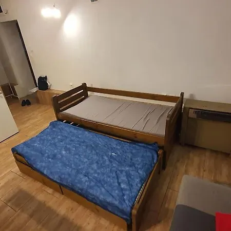 Quite Place In Good Location *